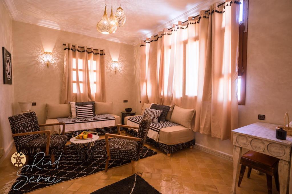 Riad Serai 梅尔祖卡 外观 照片